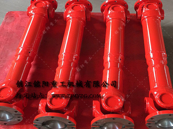 新式整體叉頭式萬向聯(lián)軸器是冶金、軋鋼等機(jī)械設(shè)備的優(yōu)選傳動(dòng)件-萬向聯(lián)軸器